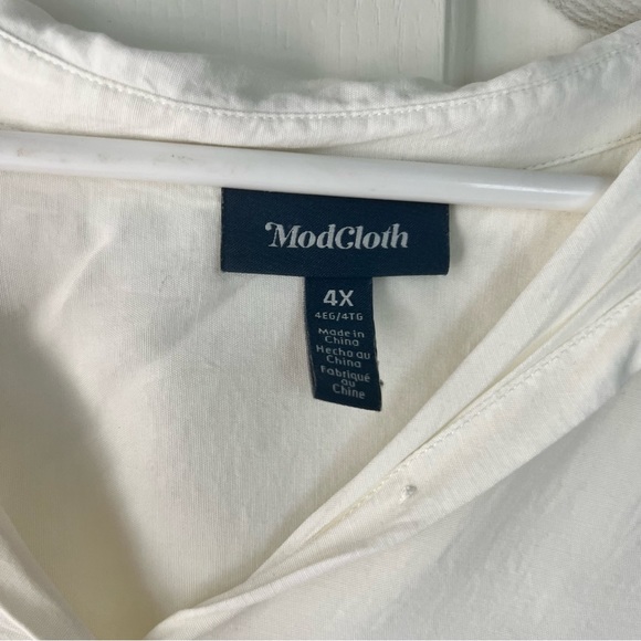 ModCloth Pristine Dreams Button Up Blouse (cream, 4x) - Picture 3 of 3